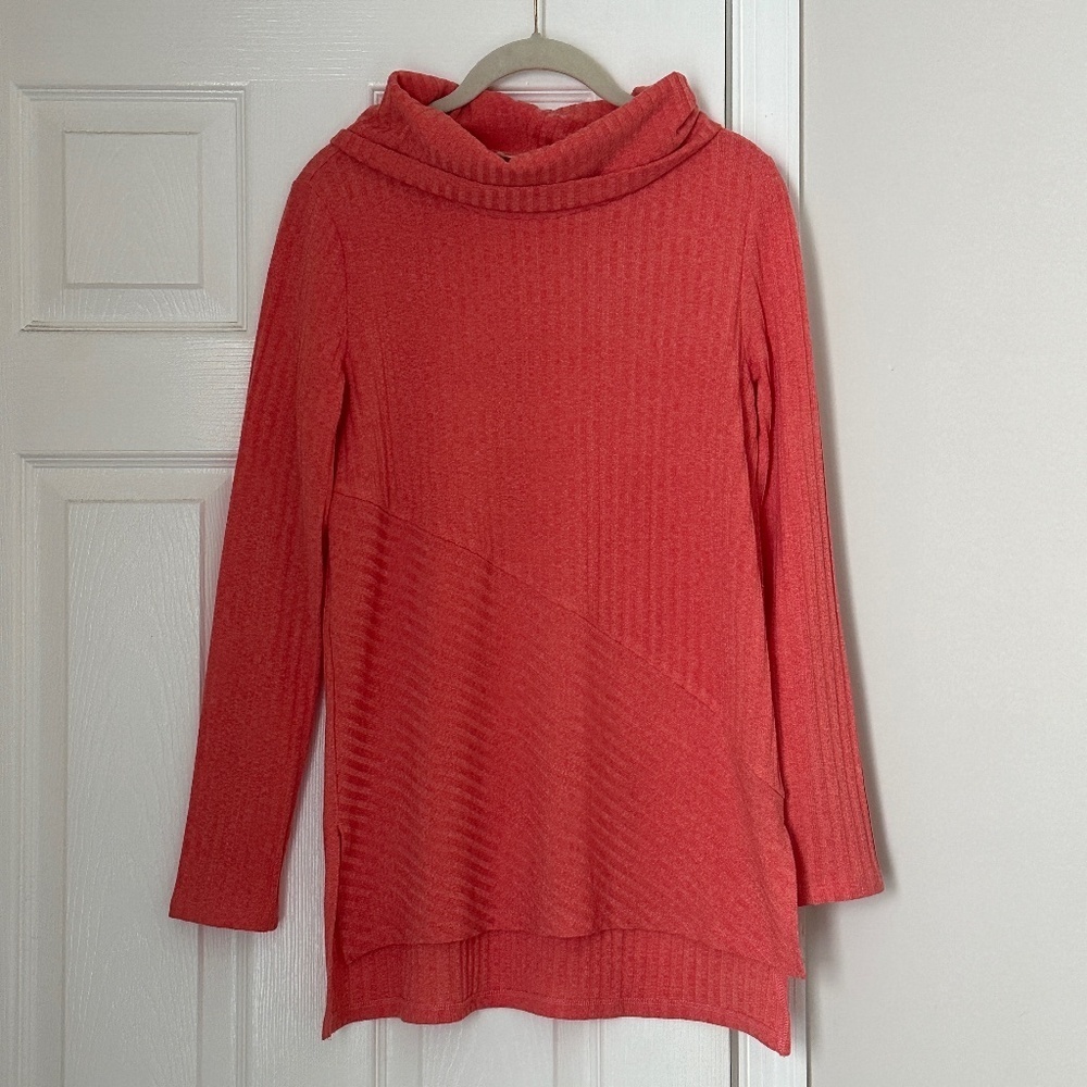 Soft Surroundings Tressa Cowl Neck Sweater Size Small Coral Textured Knit Tunic